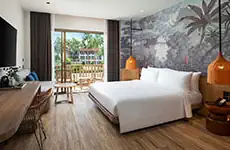 Deluxe Zimmer mit Poolblick