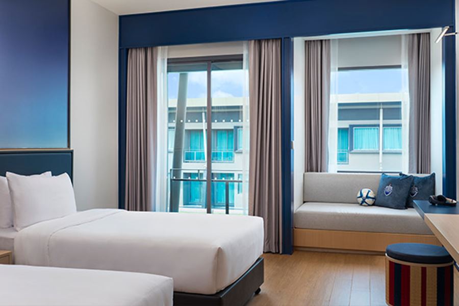 Deluxe Zimmer mit Poolblick