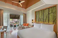 Deluxe Zimmer mit Poolblick