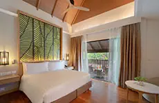 Deluxe Thailändisches Dorf Zimmer