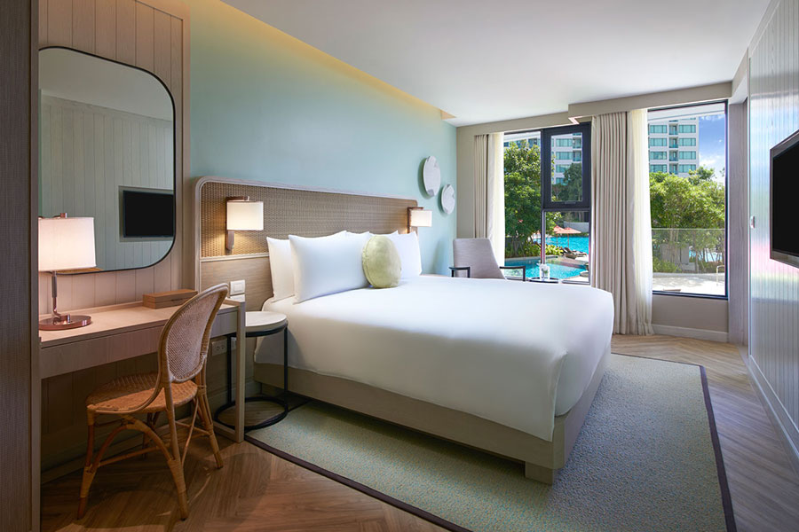 Club Grand Amari Suite am Pool