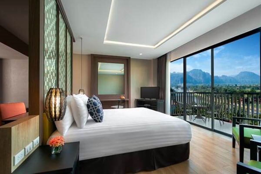 Deluxe Zimmer mit Flussblick und Balkon