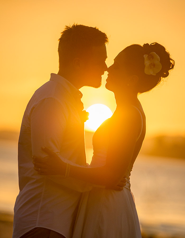 Sonnenuntergang am Meer am Tubkaek Beach - Amari Vogue Krabi